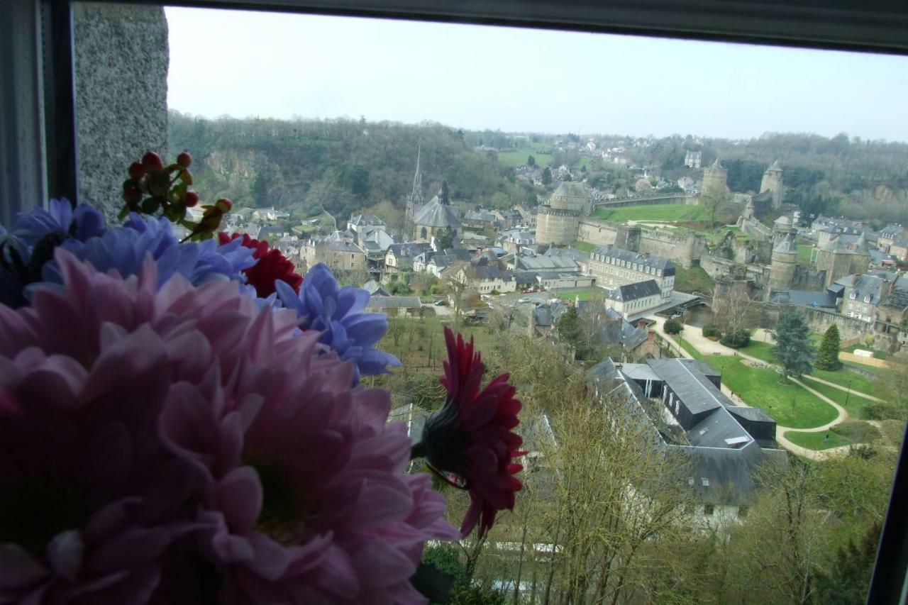 Hotel Particulier Le Mercier De Montigny -Une Nuit Sur Les Remparts- Fougères Εξωτερικό φωτογραφία