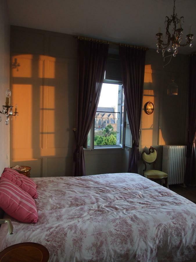 Hotel Particulier Le Mercier De Montigny -Une Nuit Sur Les Remparts- Fougères Εξωτερικό φωτογραφία