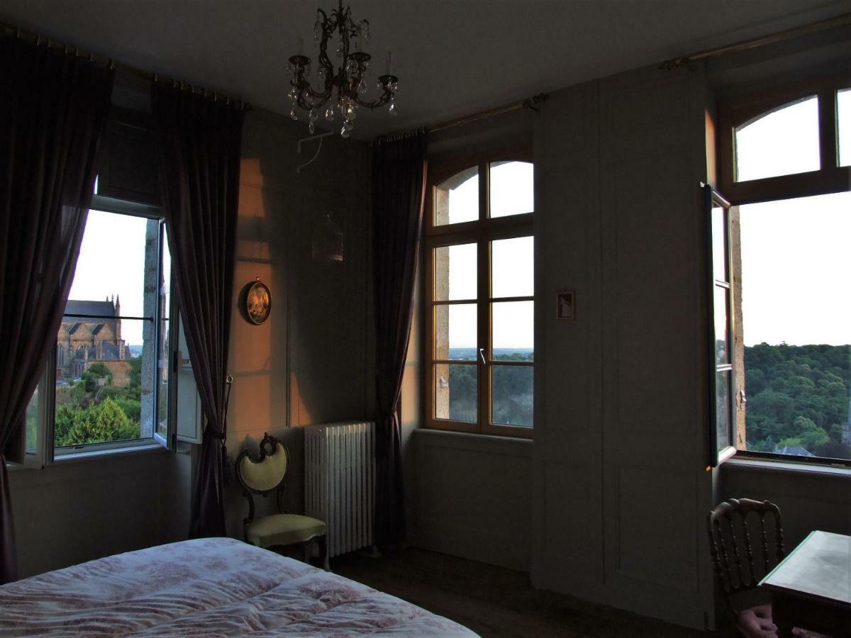 Hotel Particulier Le Mercier De Montigny -Une Nuit Sur Les Remparts- Fougères Εξωτερικό φωτογραφία